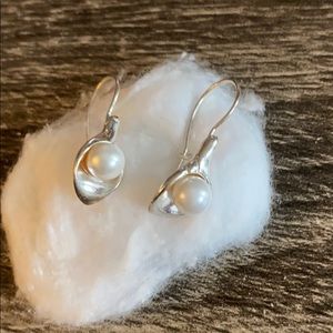 Pearl earrings
